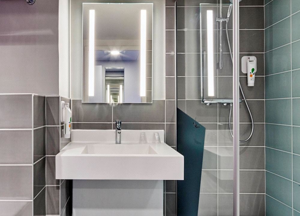 Photo of Bathroom in Lisses
