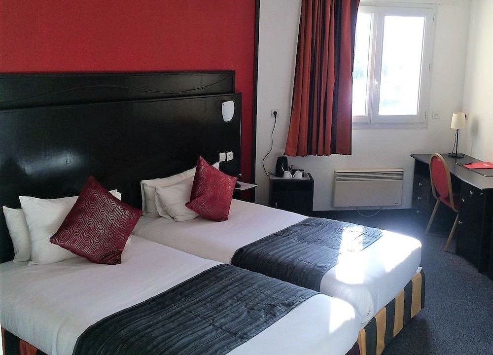 Photo of Bedroom in Saint-Fargeau-Ponthierry