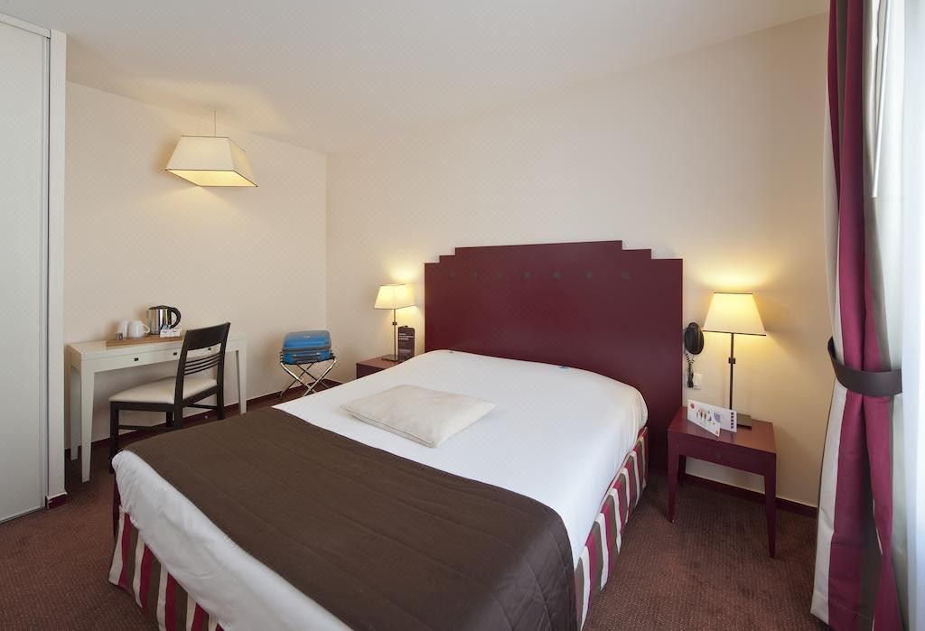 Photo of Bedroom in Chatou
