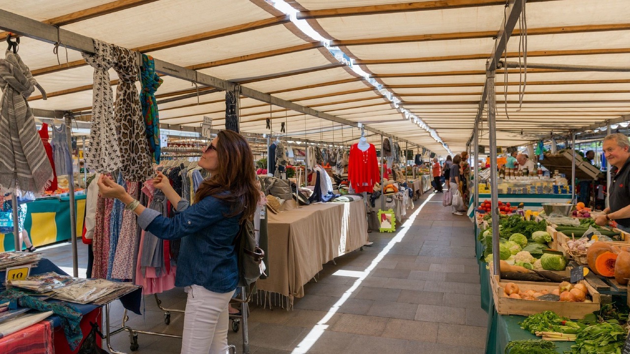 Photo of Others in Neuilly-sur-Seine