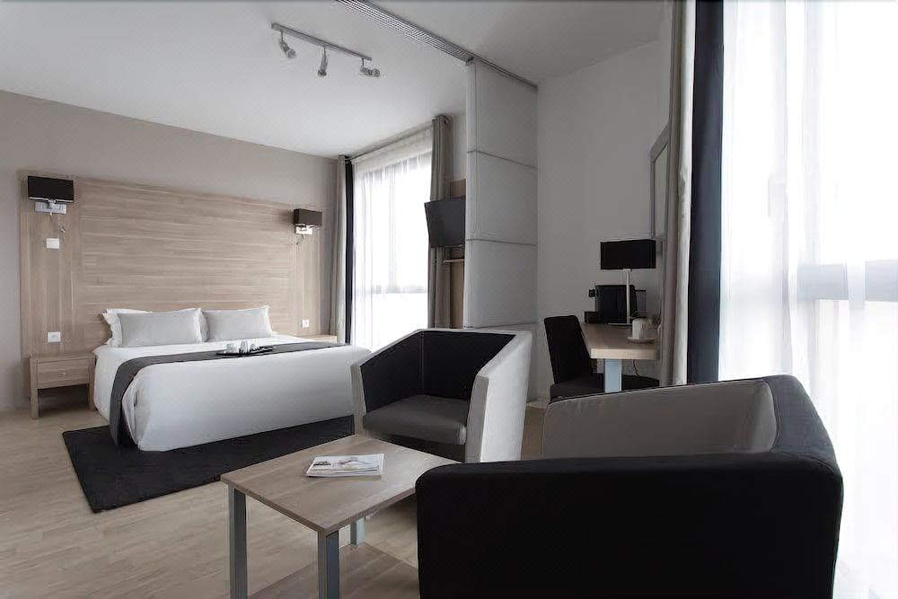 Photo of Livingroom in Hotel-de-Ville