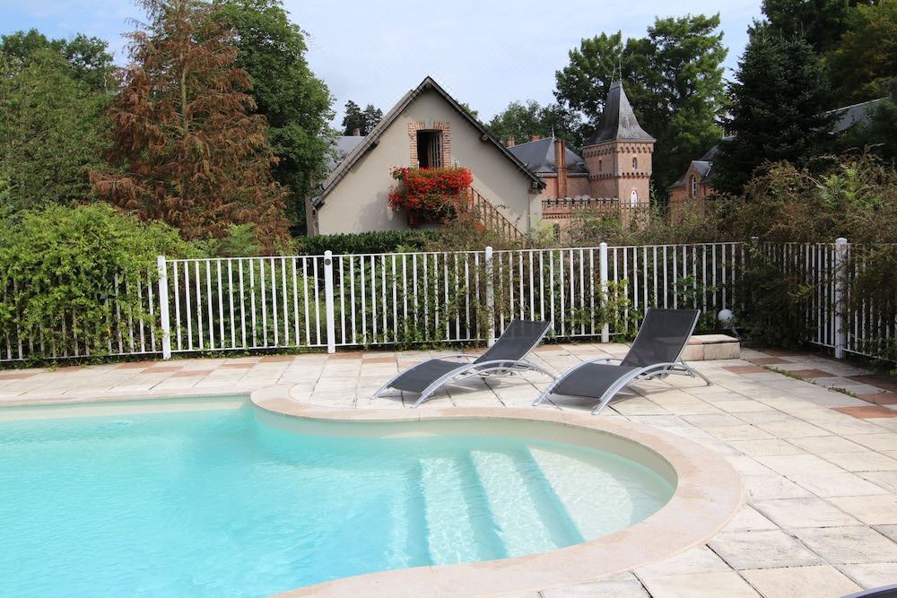 Photo of Outdoor in La Ferte-Saint-Aubin