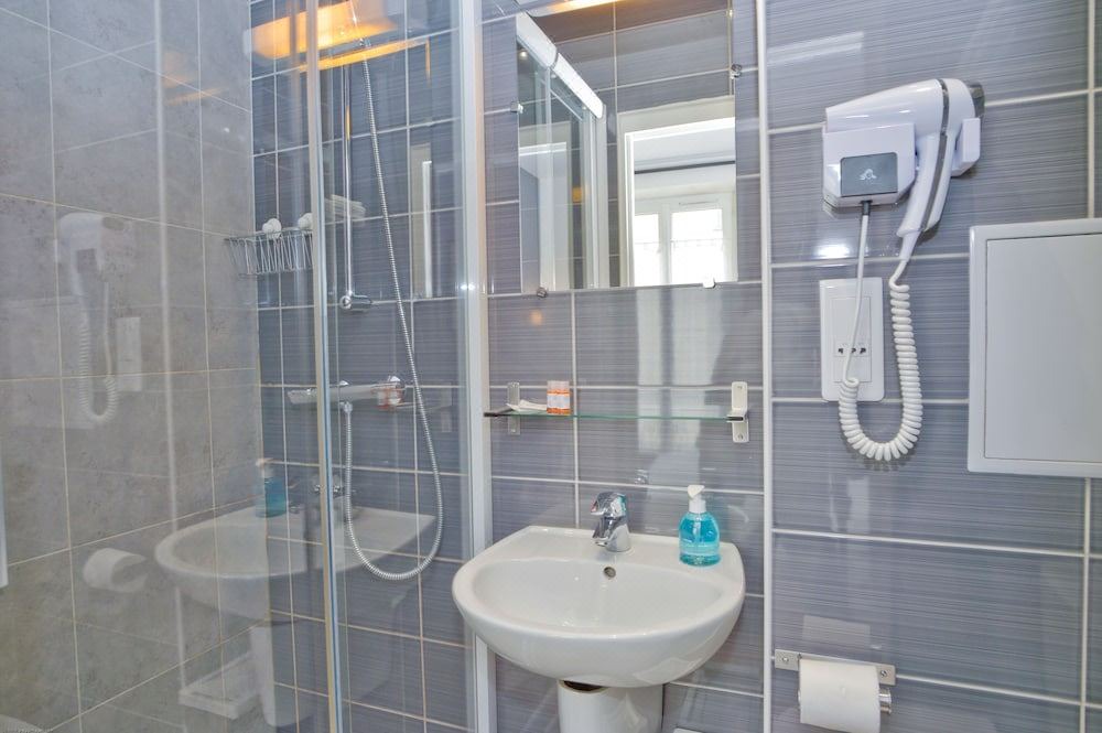 Photo of Bathroom in La Villette
