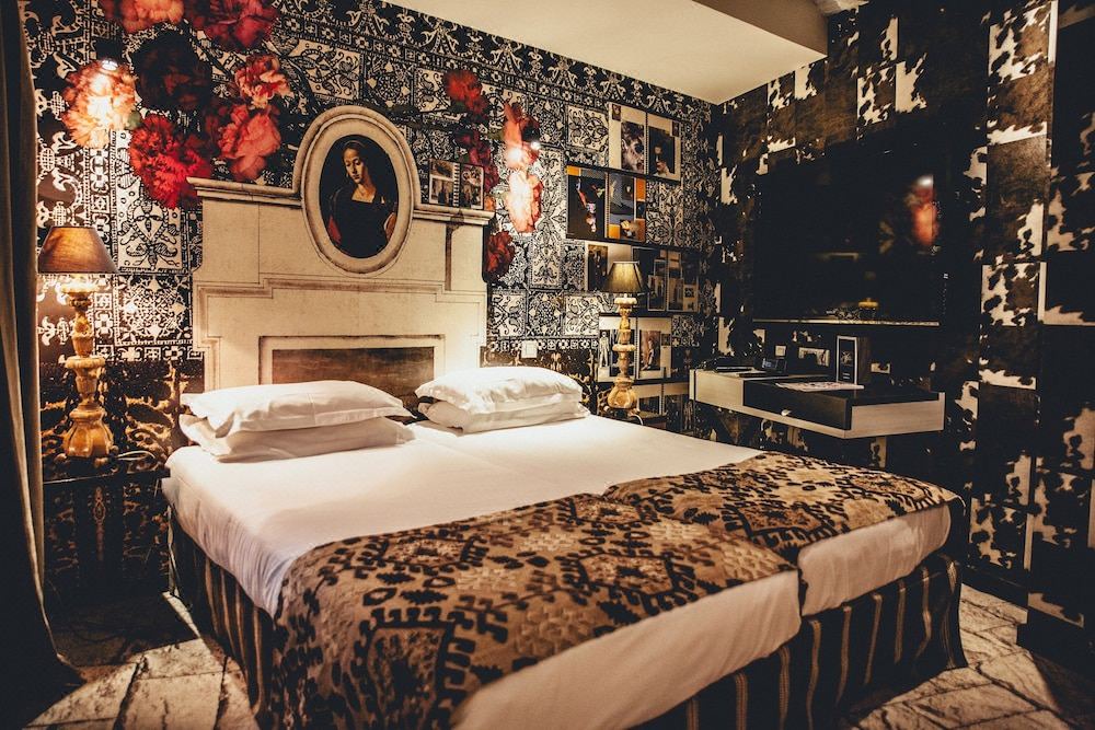 Photo of Bedroom in Sorbonne