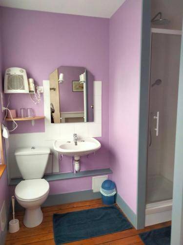 Photo of Bathroom in Signy-lAbbaye