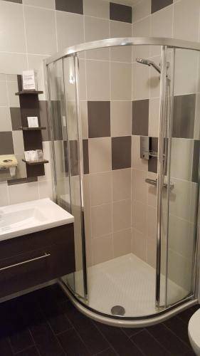 Photo of Bathroom in Menesqueville