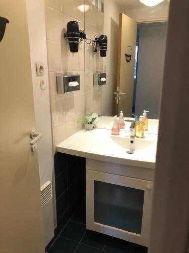 Photo of Bathroom in Faubourg de l'Arche
