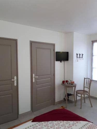 Photo of Others in Sainte-Suzanne-and-Chammes