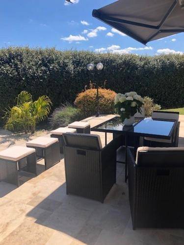 Photo of Patio Balcony in Saint-Saturnin
