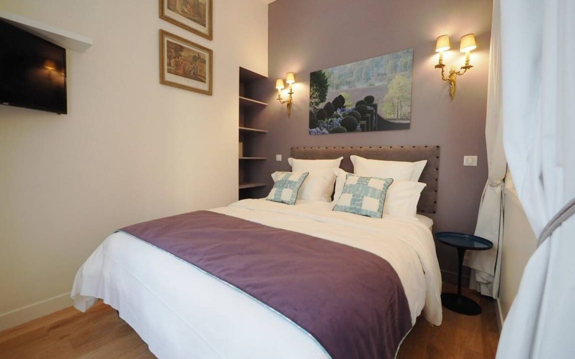 Photo of Bedroom in Vivienne