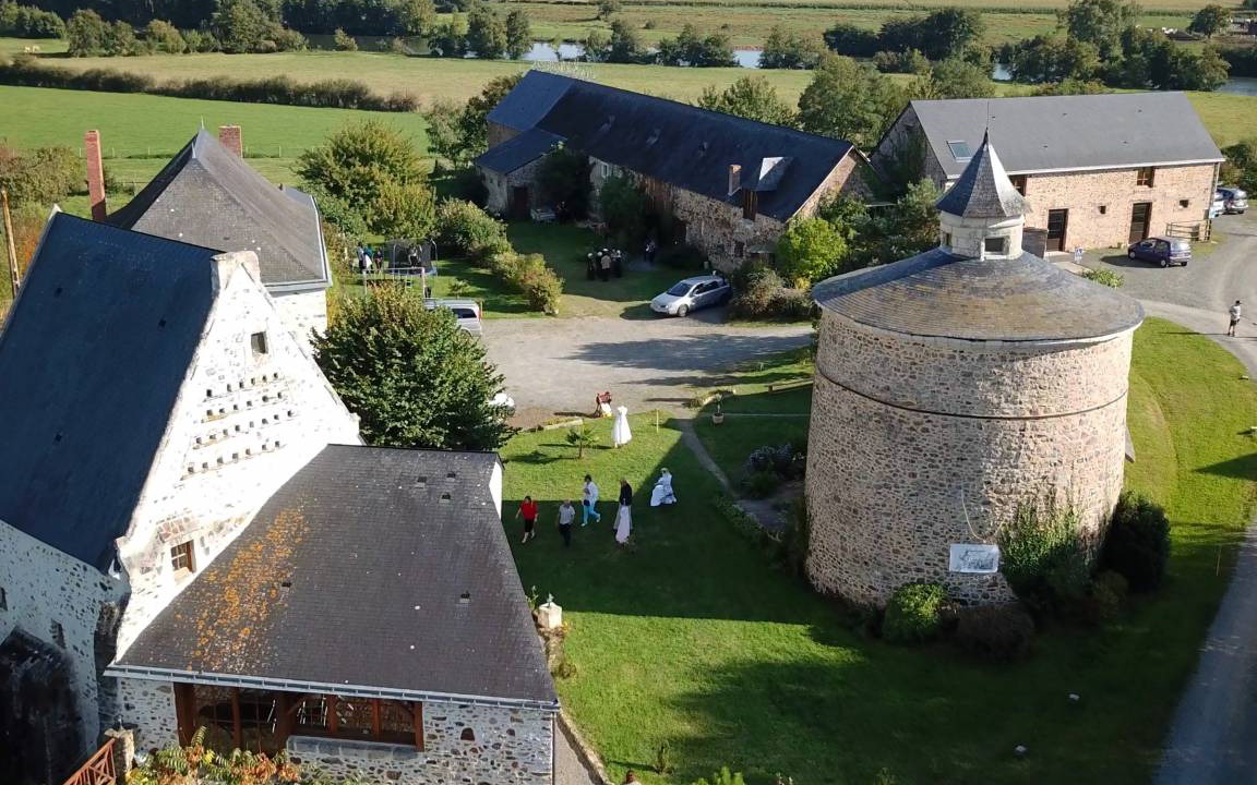 Photo of Others in Souvigne-sur-Sarthe