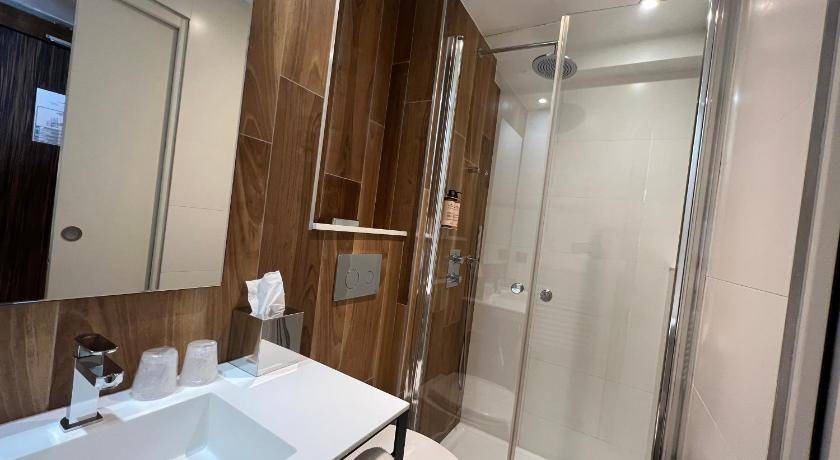 Photo of Bathroom in Silly-Gallieni
