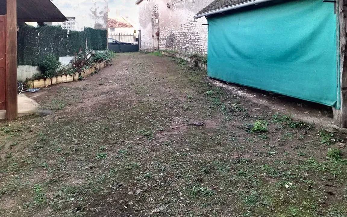 Photo of Outdoor in Pousseaux