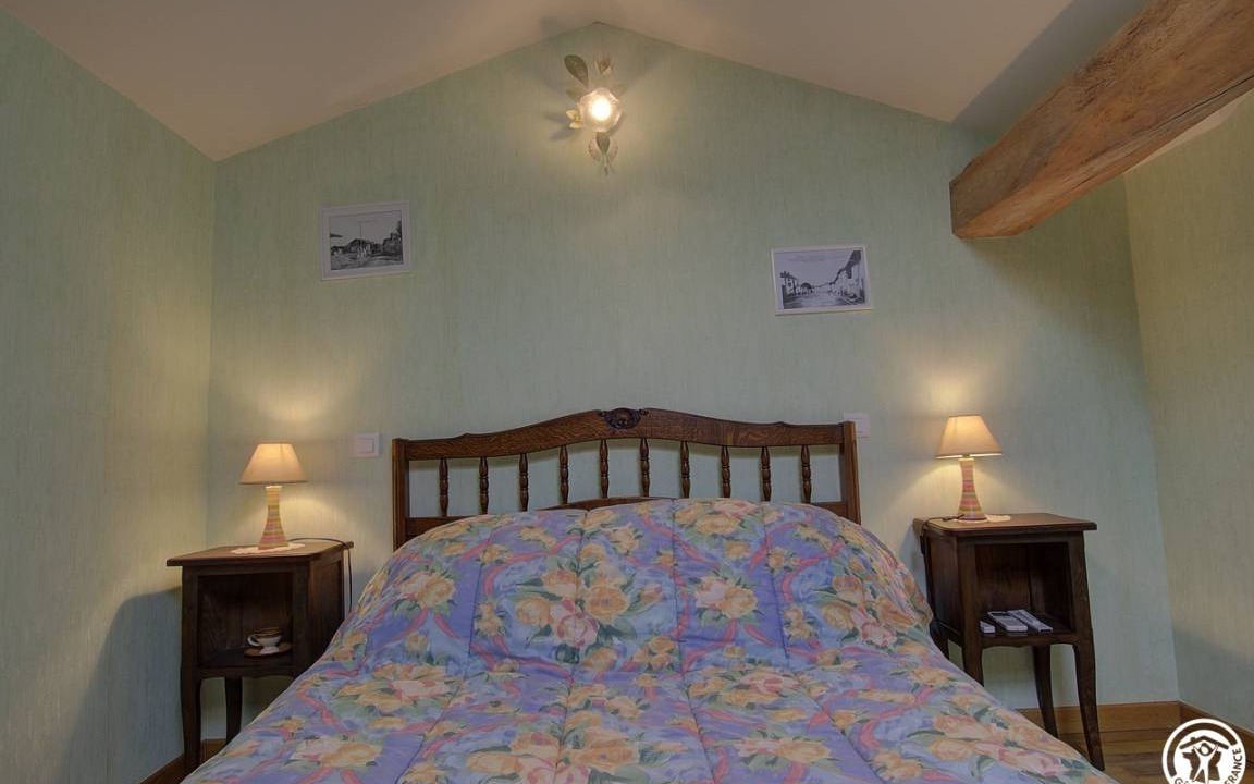 Photo of Bedroom in Cormoranche-sur-Saone