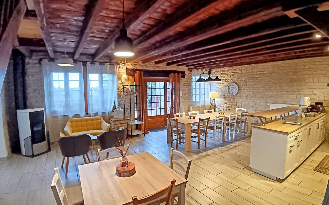 Photo of Kitchen in Marigny-les-Reullee
