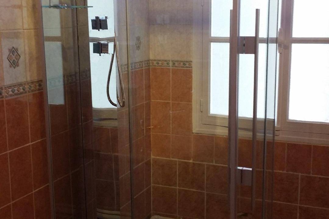 Photo of Bathroom in Villeneuve-la-Lionne