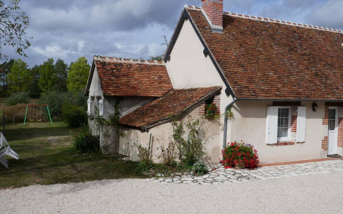 Photo of Buildings in Cour-Cheverny