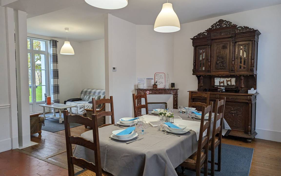 Photo of Livingroom in La Neuville-sur-Essonne