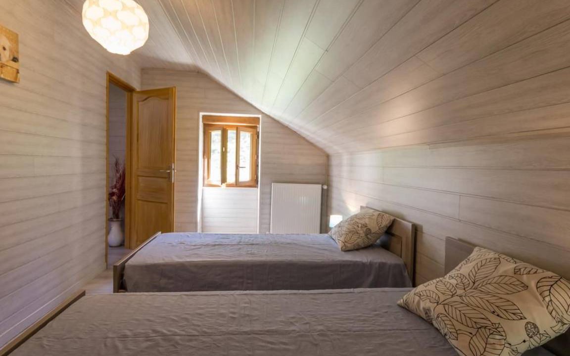 Photo of Bedroom in Chardonnay