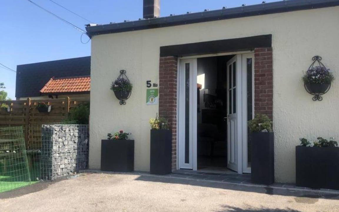 Photo of Buildings in Eppe-Sauvage