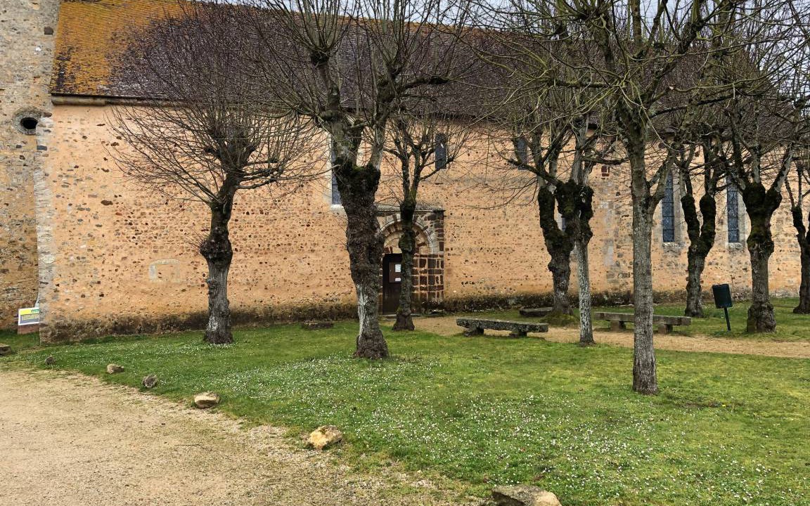 Photo of Buildings in Asnieres sur Vegre