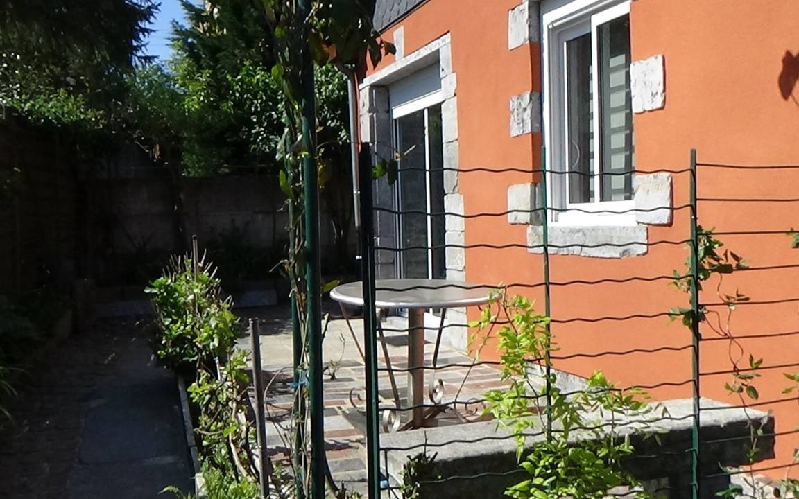 Photo of Buildings in Leval