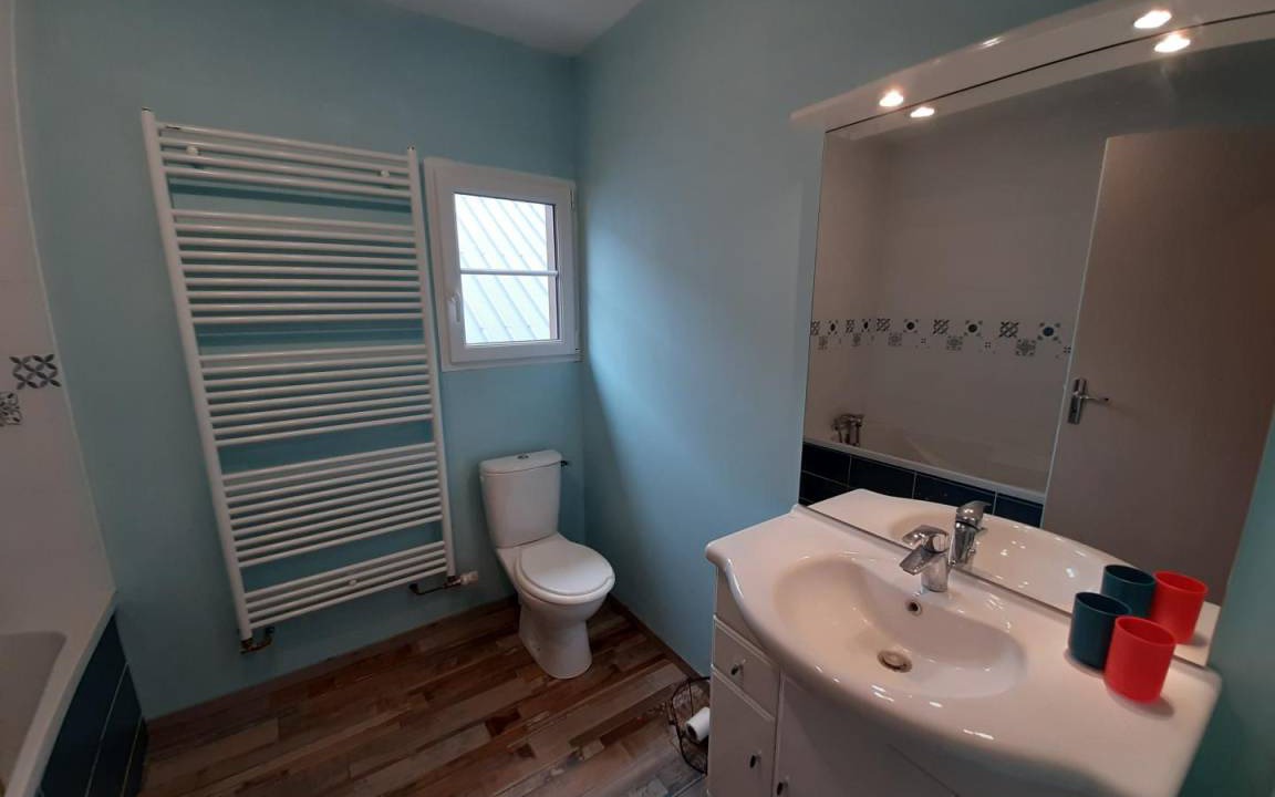 Photo of Bathroom in Givron