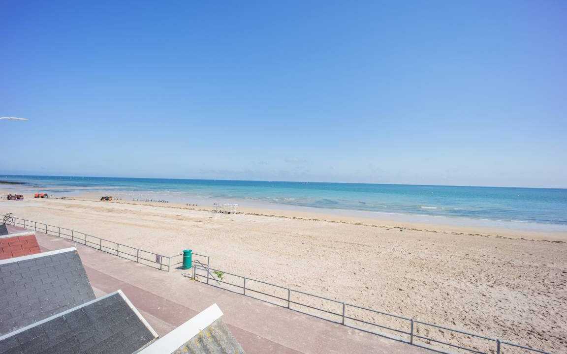 Photo of Others in Luc-sur-Mer