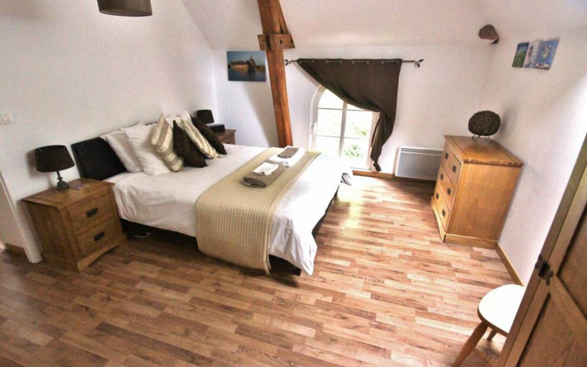 Photo of Bedroom in Mouy