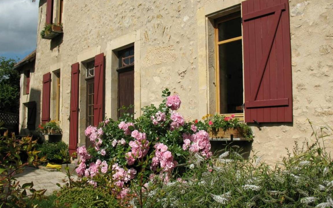 Photo of Buildings in Crannes-en-Champagne