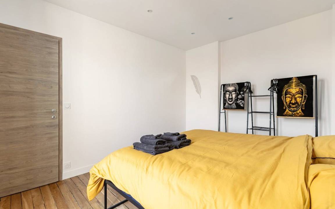 Photo of Bedroom in Enghien-les-Bains