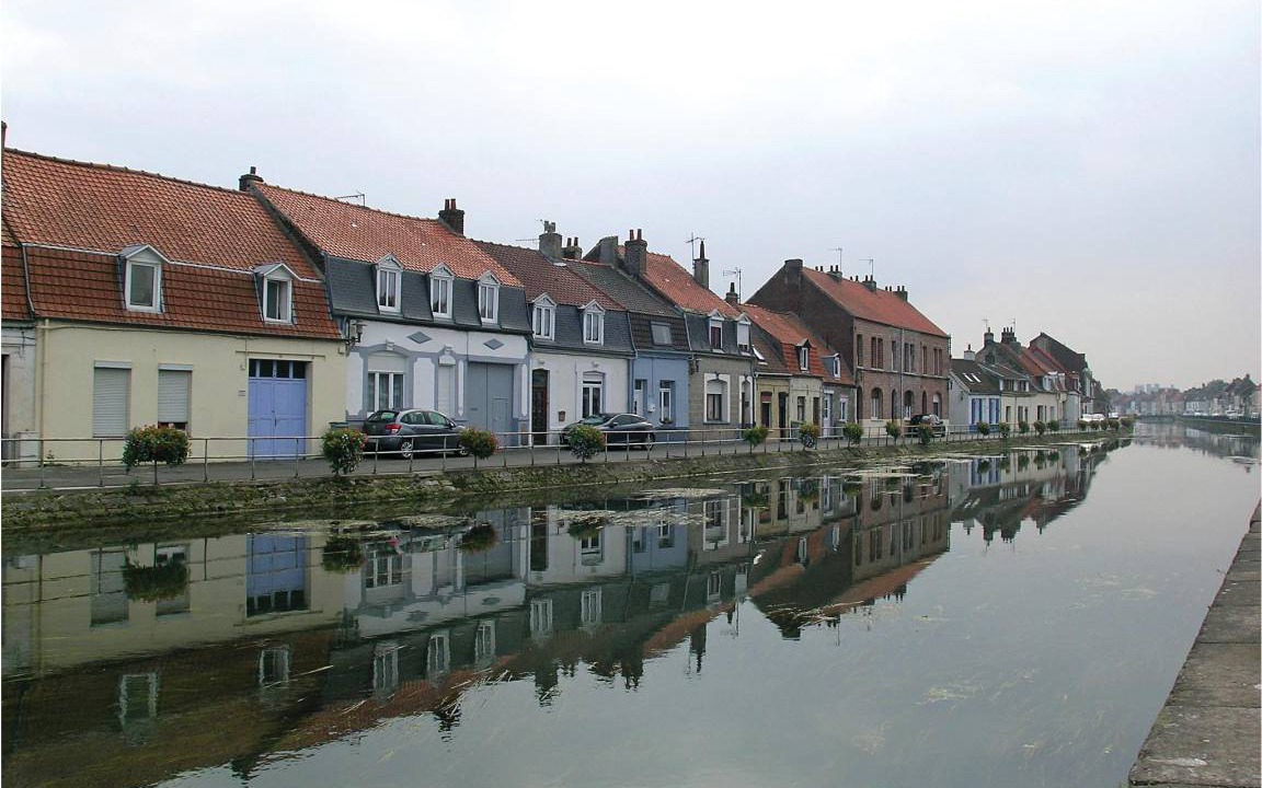 Photo of Others in Houlle