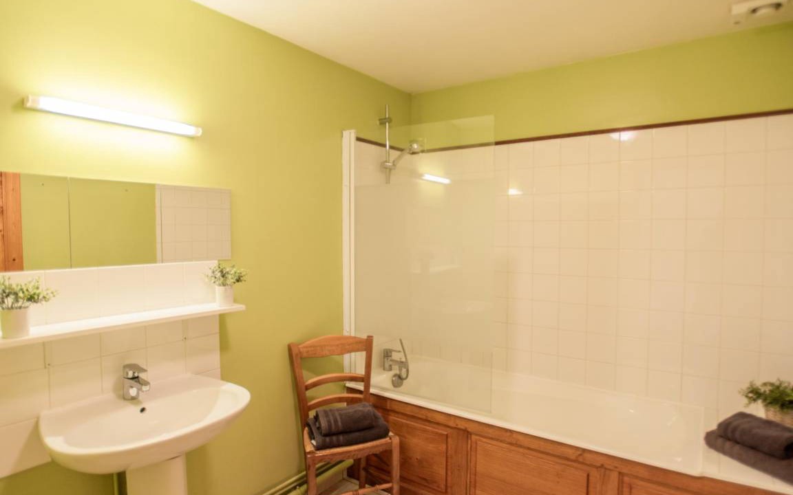 Photo of Bathroom in Guignicourt-sur-Vence