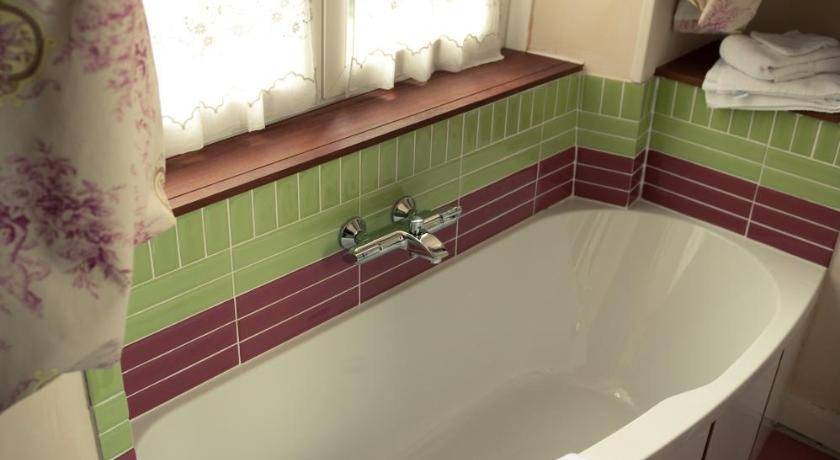 Photo of Bathroom in Bures-sur-Yvette
