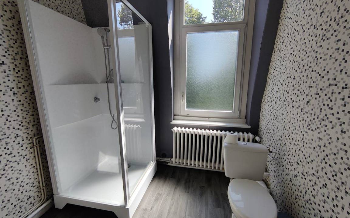 Photo of Bathroom in Mons-en-Baroeul