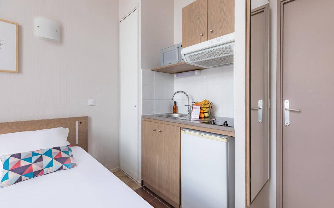 Photo of Bedroom in Reims City Centre