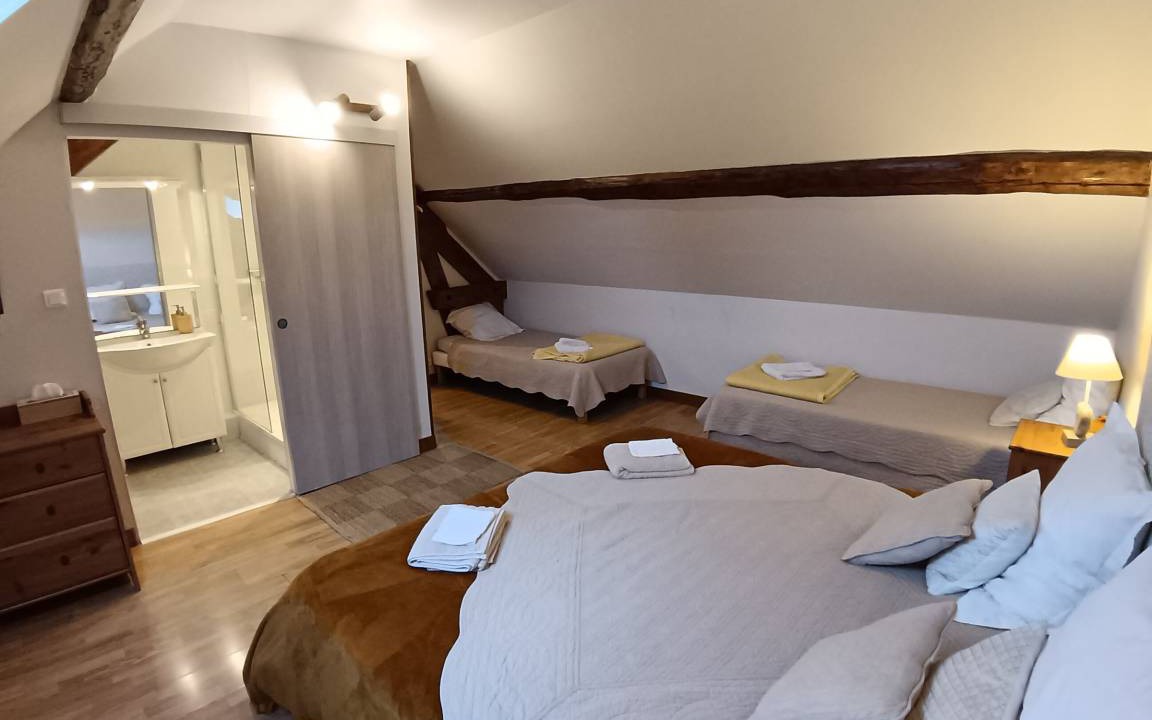 Photo of Bedroom in Marigny-les-Reullee