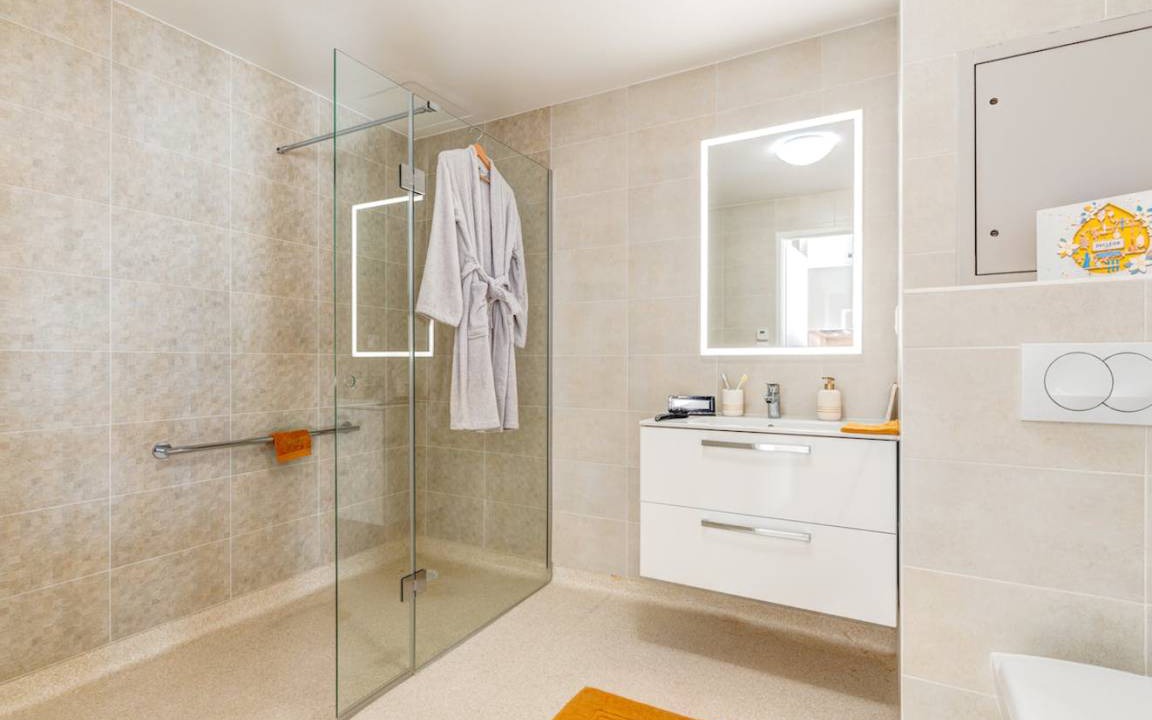 Photo of Bathroom in Rueil-Malmaison