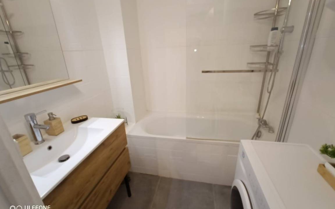 Photo of Bathroom in Savigny-sur-Orge