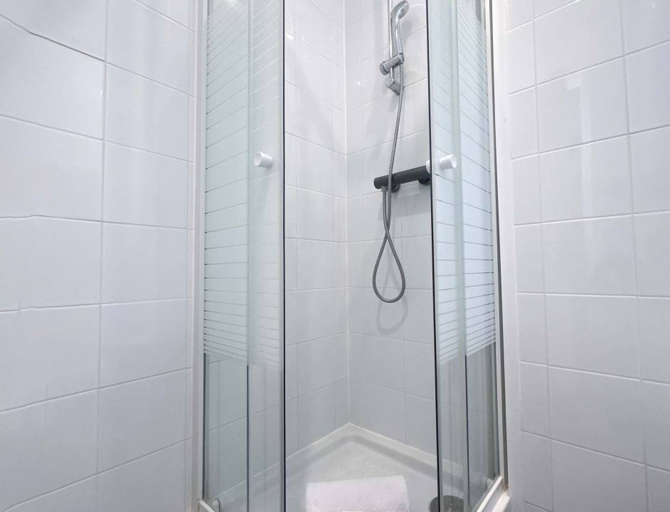 Photo of Bathroom in Saint-Lambert