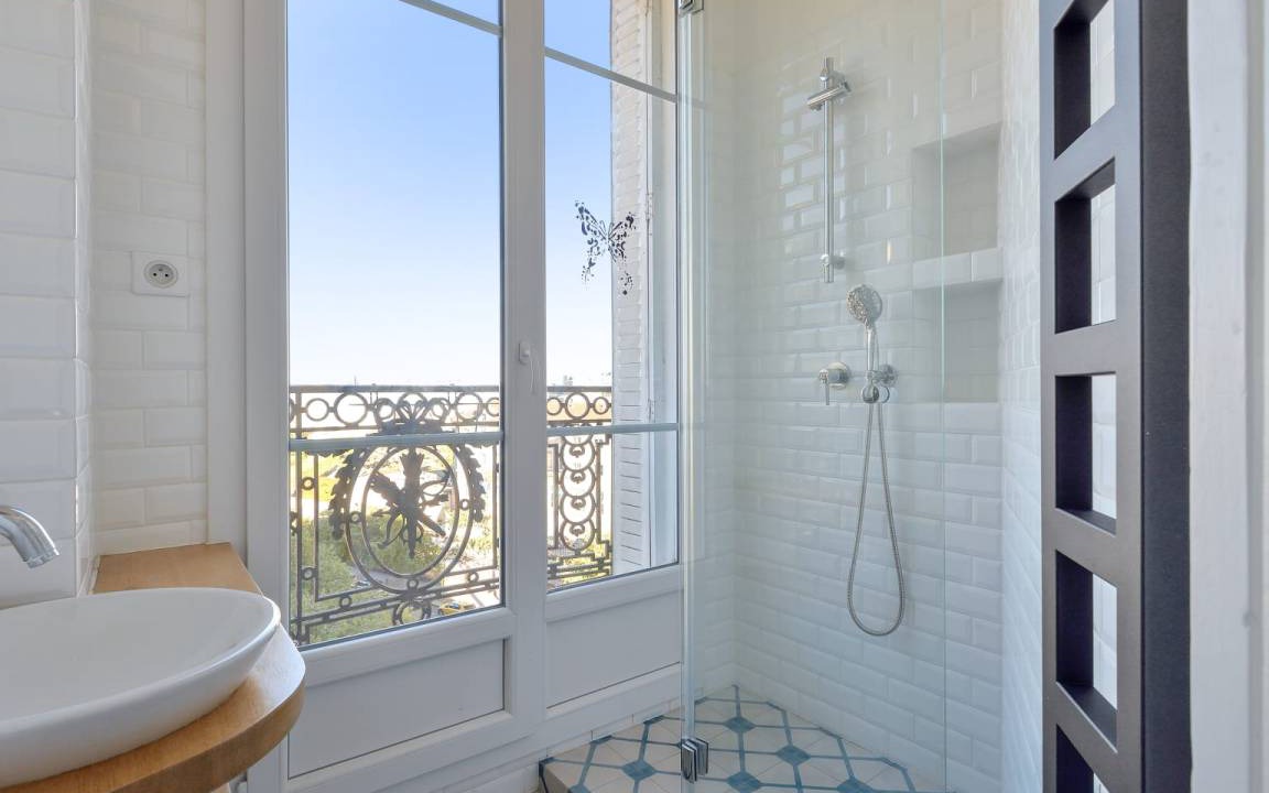 Photo of Bathroom in Quartier de la Salpetriere
