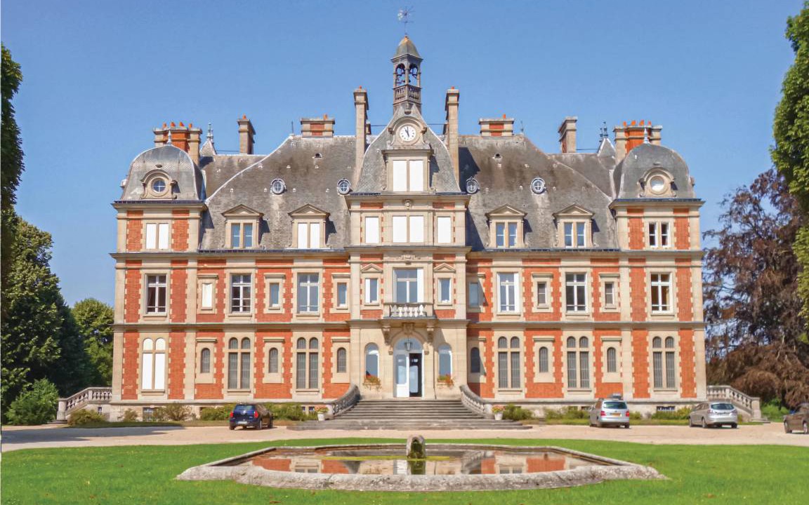 Photo of Others in Ocquerre