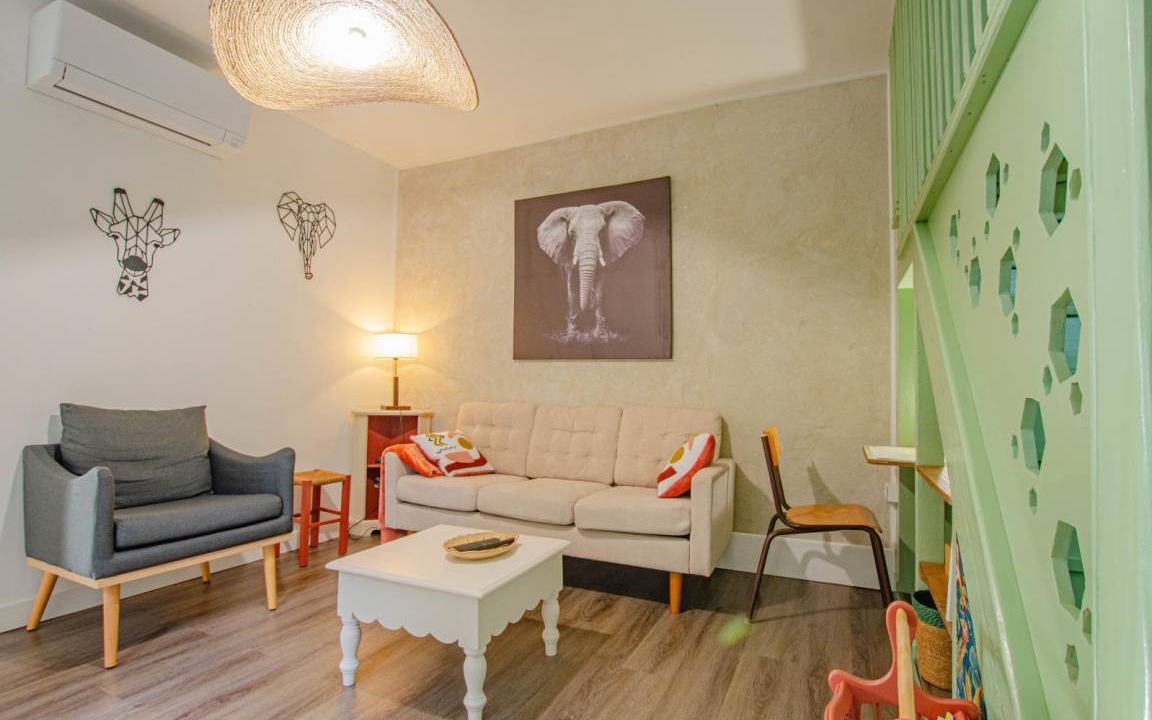 Photo of Livingroom in Saint-Julien-les-Villas
