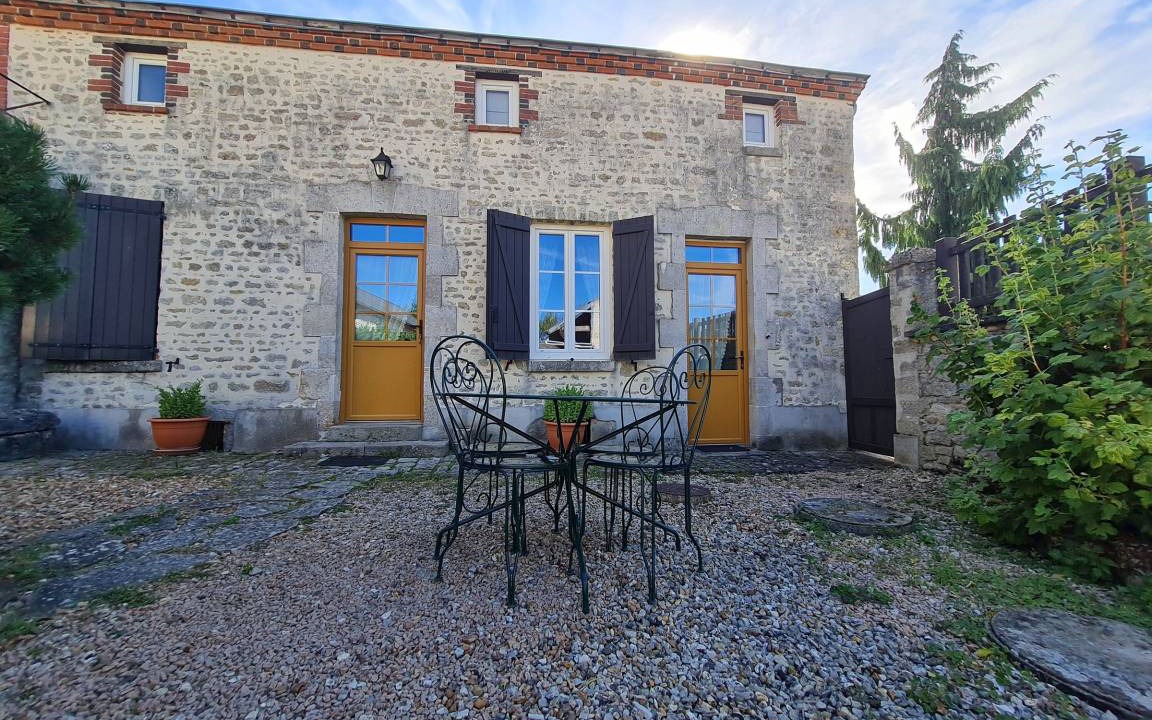 Photo of Buildings in Pithiviers-le-Vieil