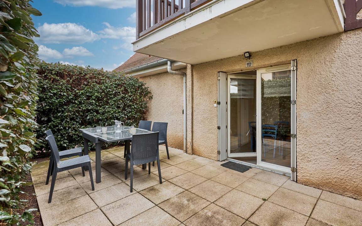 Photo of Patio Balcony in Merville-Franceville-Plage