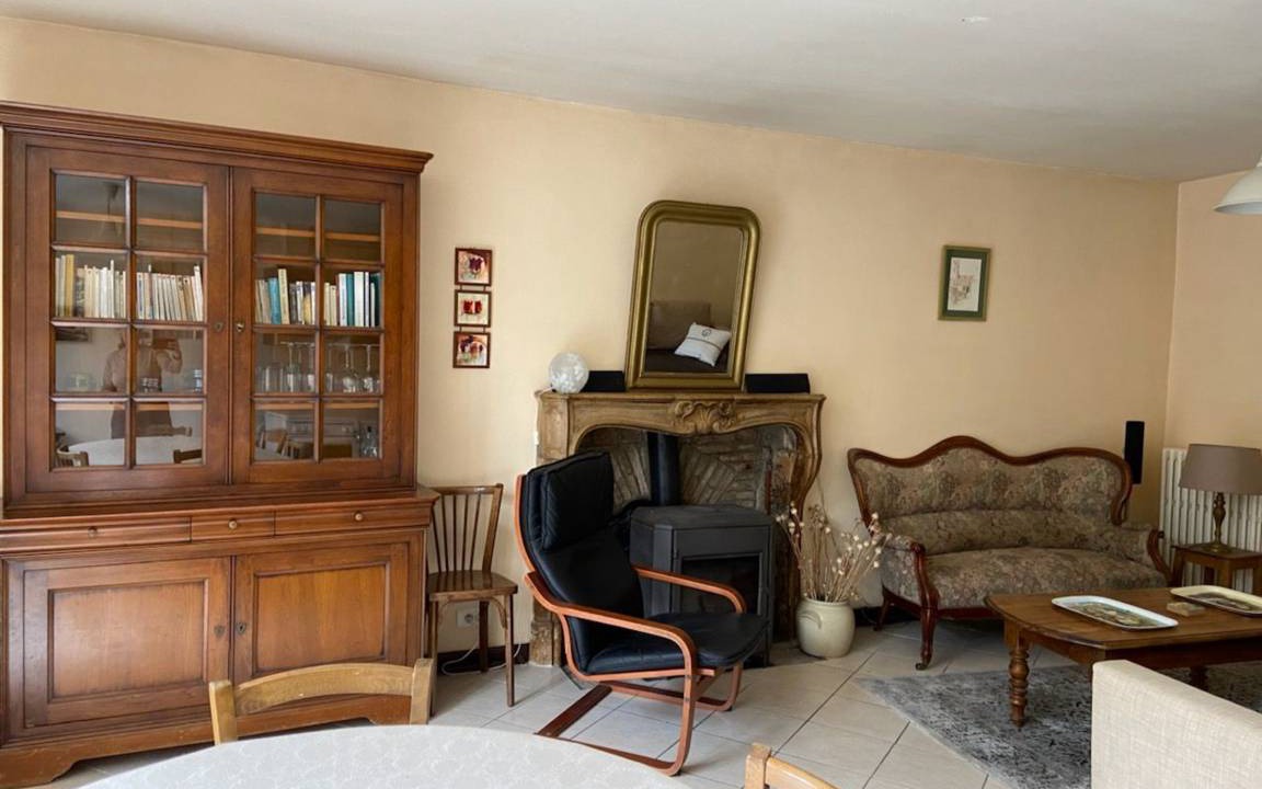 Photo of Others in Flavigny-sur-Ozerain