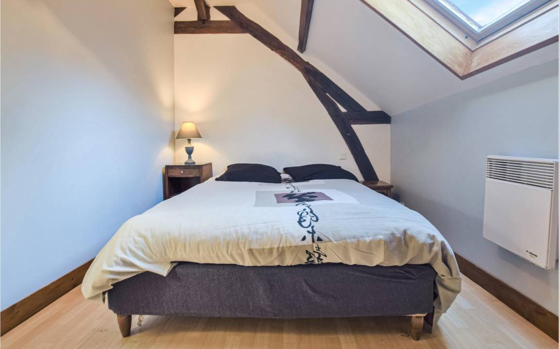 Photo of Bedroom in Bonneville-la-Louvet
