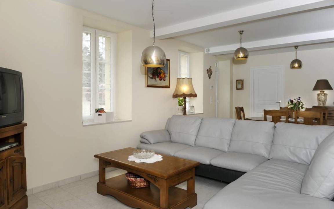 Photo of Livingroom in Noe-les-Mallets