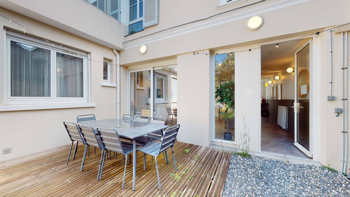 Photo of Patio Balcony in Fontainebleau