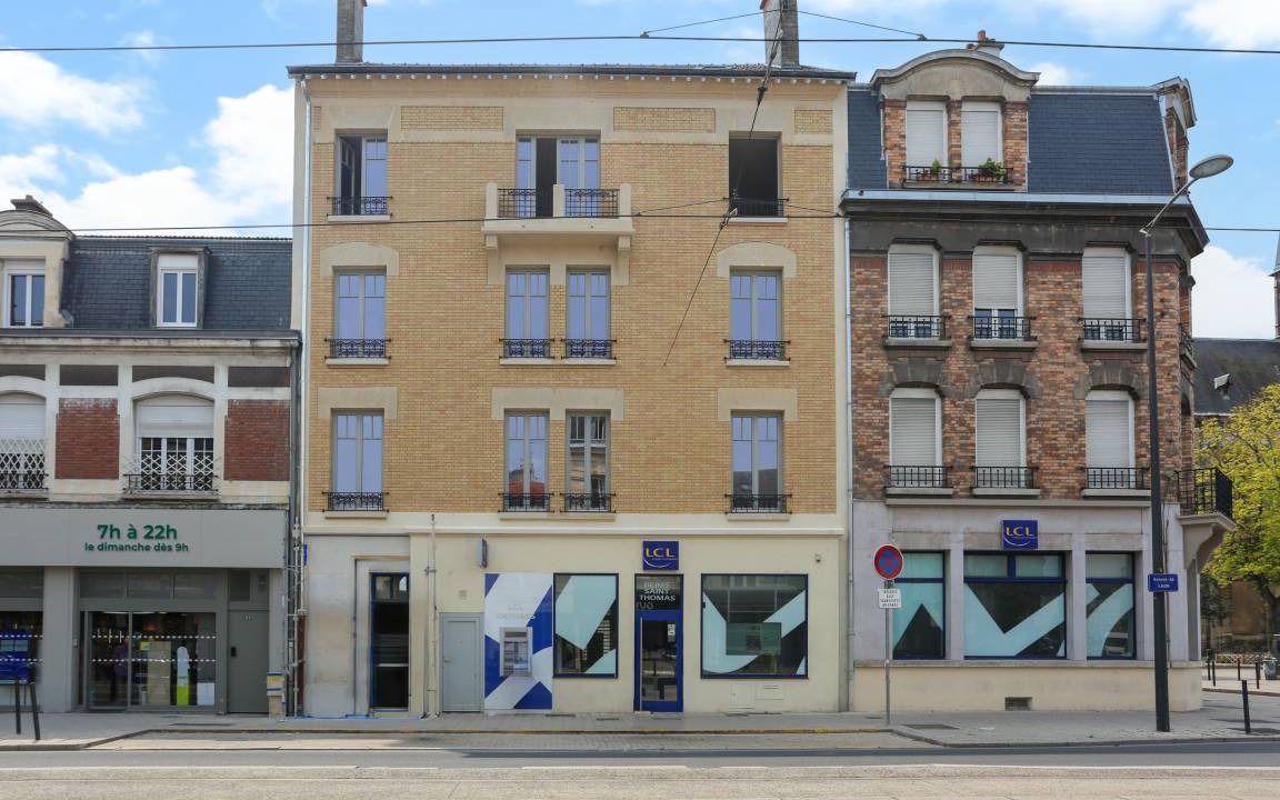 Photo of Buildings in Laon Sud